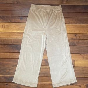 Skims Velour High Rise Crop Pants  Medium